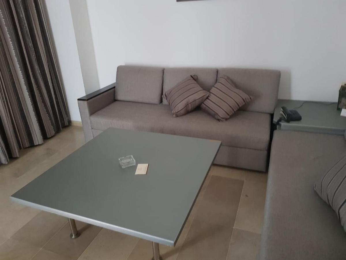 Andalucia Appart Hotel 비제르테 외부 사진