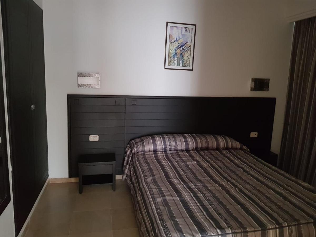 Andalucia Appart Hotel 비제르테 외부 사진